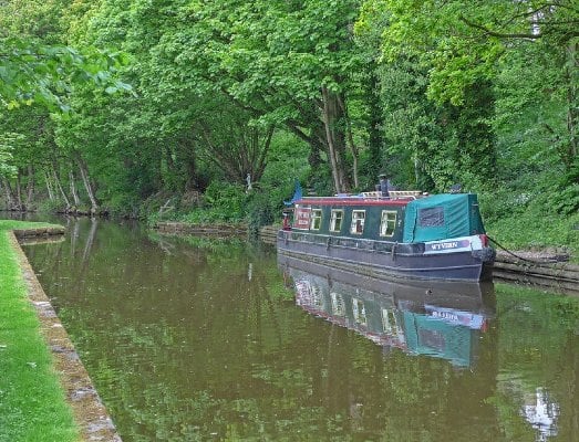 narrowboat safety and security tips